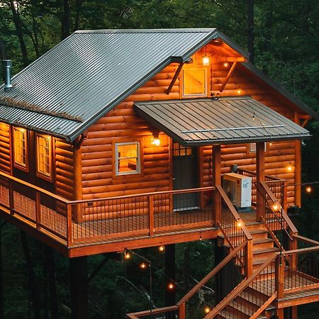 מילסבורג Cricket Hill Treehouse B By Amish Country Lodging מראה חיצוני תמונה