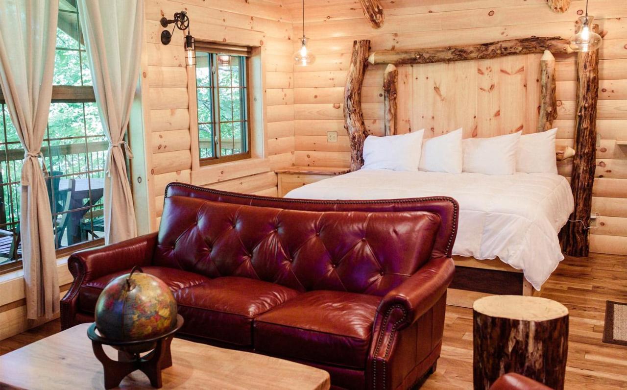 מילסבורג Cricket Hill Treehouse B By Amish Country Lodging מראה חיצוני תמונה