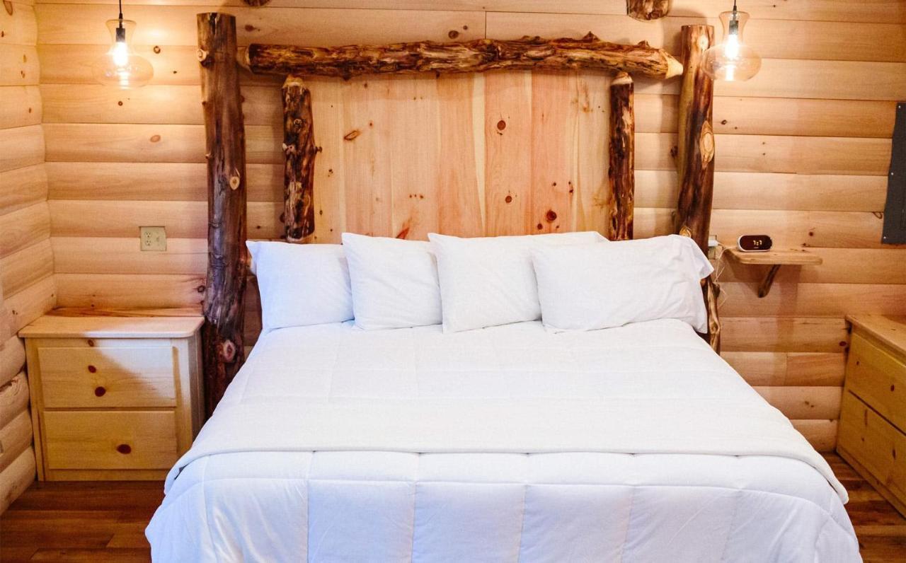מילסבורג Cricket Hill Treehouse B By Amish Country Lodging מראה חיצוני תמונה